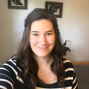 Meet your Posher, Abigail